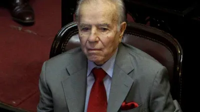Menem va a juicio oral por la voladura de la Fábrica Militar de Río Tercero