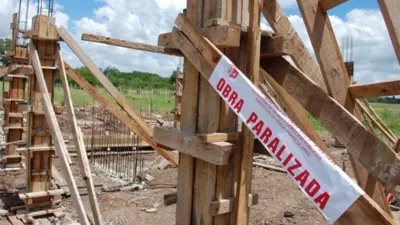El Gobierno nacional frenó 469 obras públicas en todo el país –27 en Entre Ríos- y adeuda $ 127.200 millones.