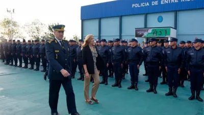 Policía