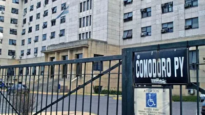 El Presidente reveló que había “instruido a las autoridades pertinentes para que formalmente inicien querella criminal”.