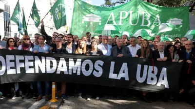 El Gobierno rechazó el documento de la Universidad de Buenos Aires y dice que viola los derechos de los estudiantes.