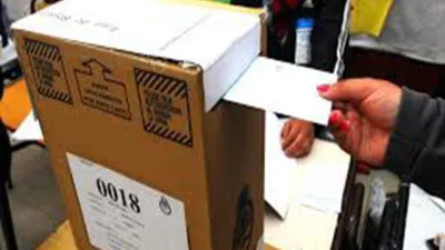 urna elecciones