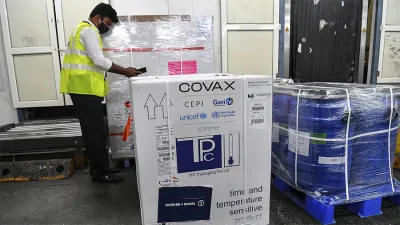 Hoy arribaron al país más vacunas contra el coronavirus a través del mecanismo Covax, que es coordinado por la Organización Mundial de la Salud.