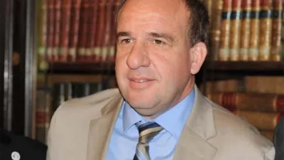 El diputado provincial Esteban Vitor (Cambiemos) presentó un proyecto de ley porque asegura que es necesario mejorar la relación del Estado provincial con el banco de Entre Ríos.